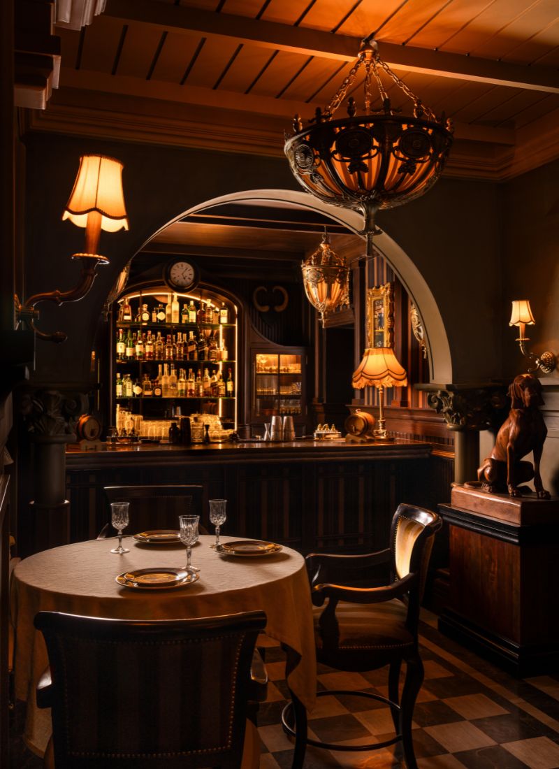 Governor House bar